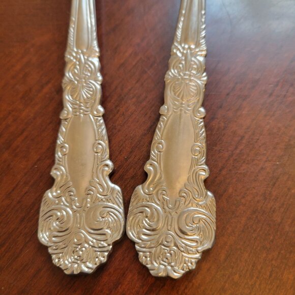 Vintage Reed & Barton Rennesaince Serving Fork & Spoon Set Ornate Floral Design - Picture 2 of 5